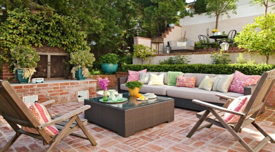 Front Porch Furniture Finds: Discovering The Perfect Pieces For Outdoor Living